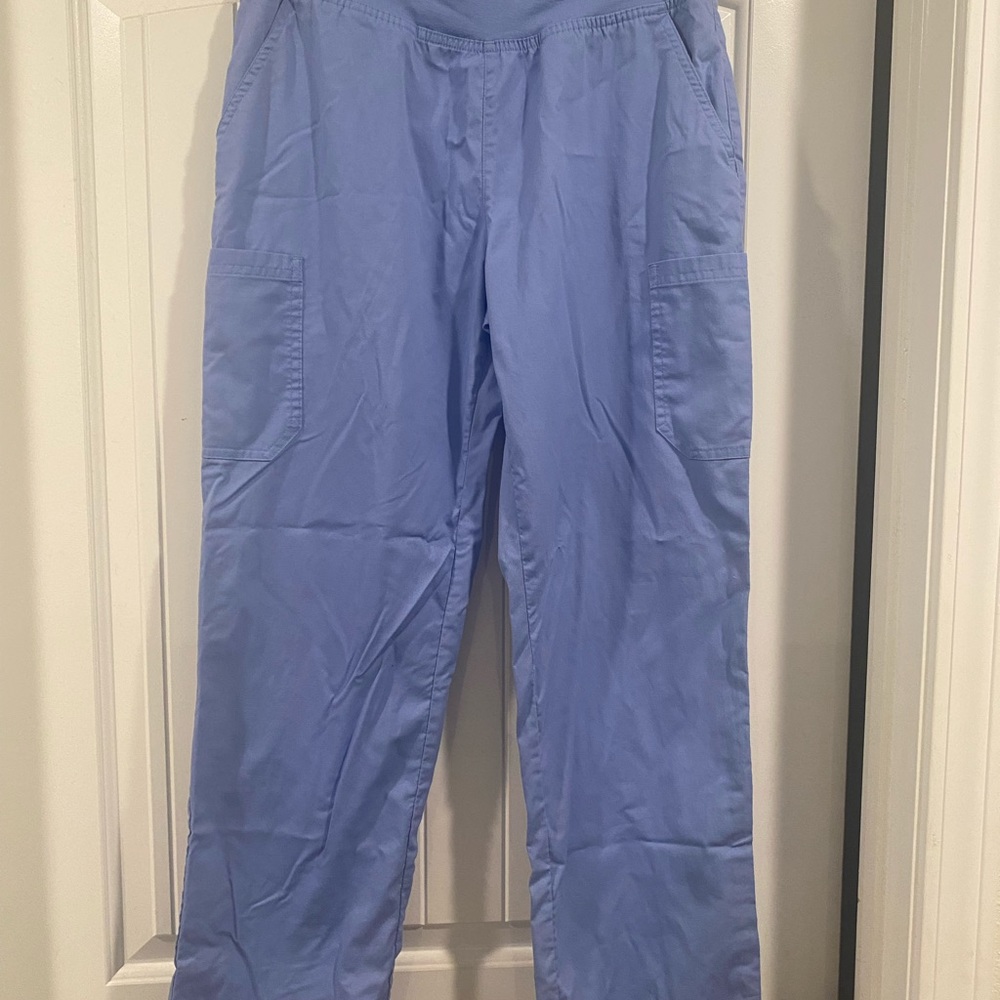 Uniform Advantage Butter Soft scrub set